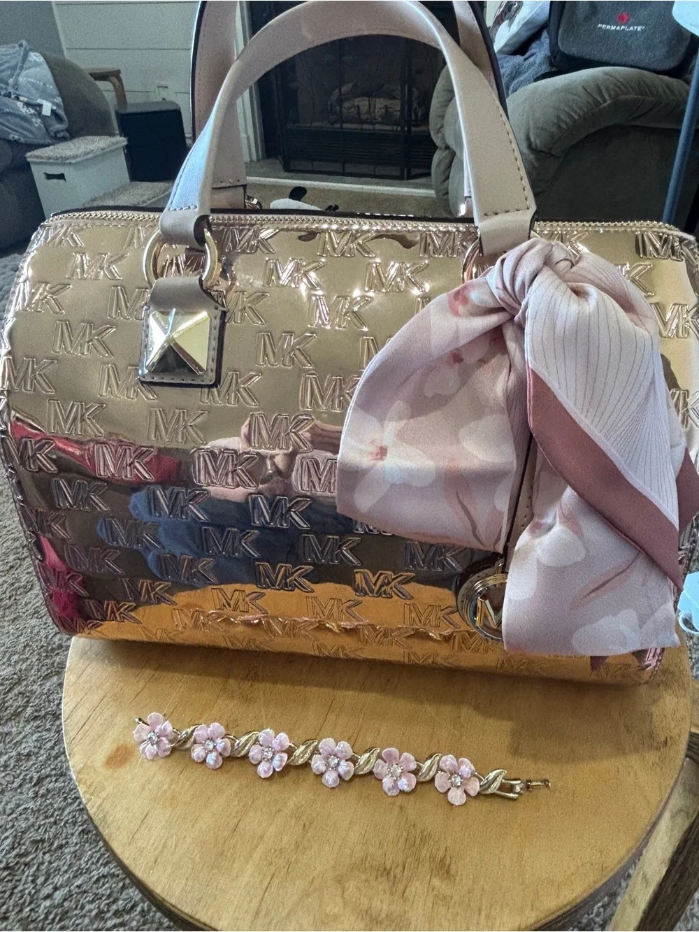 MICHAEL KORS GRAYSON ROSE GOLD MD DUFFLE SATCHEL With MK Logo Zip Around Wallet